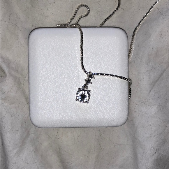 Nine West silver necklace - Picture 2 of 5
